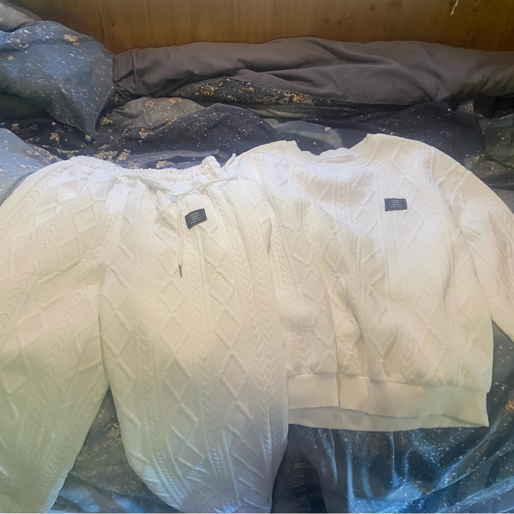 White Cable Knit Sweater and Pants Set